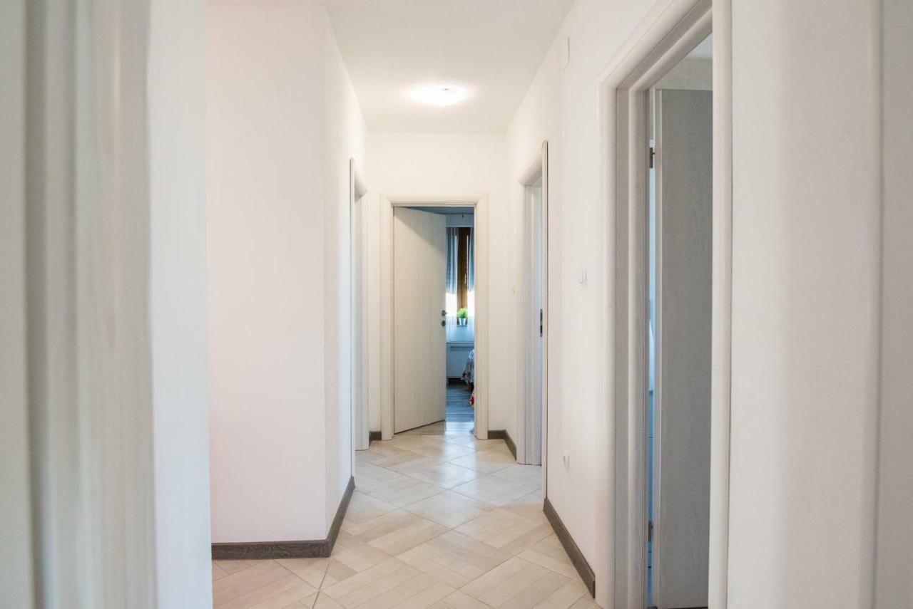 Apartments Mario Malinska Eksteriør bilde