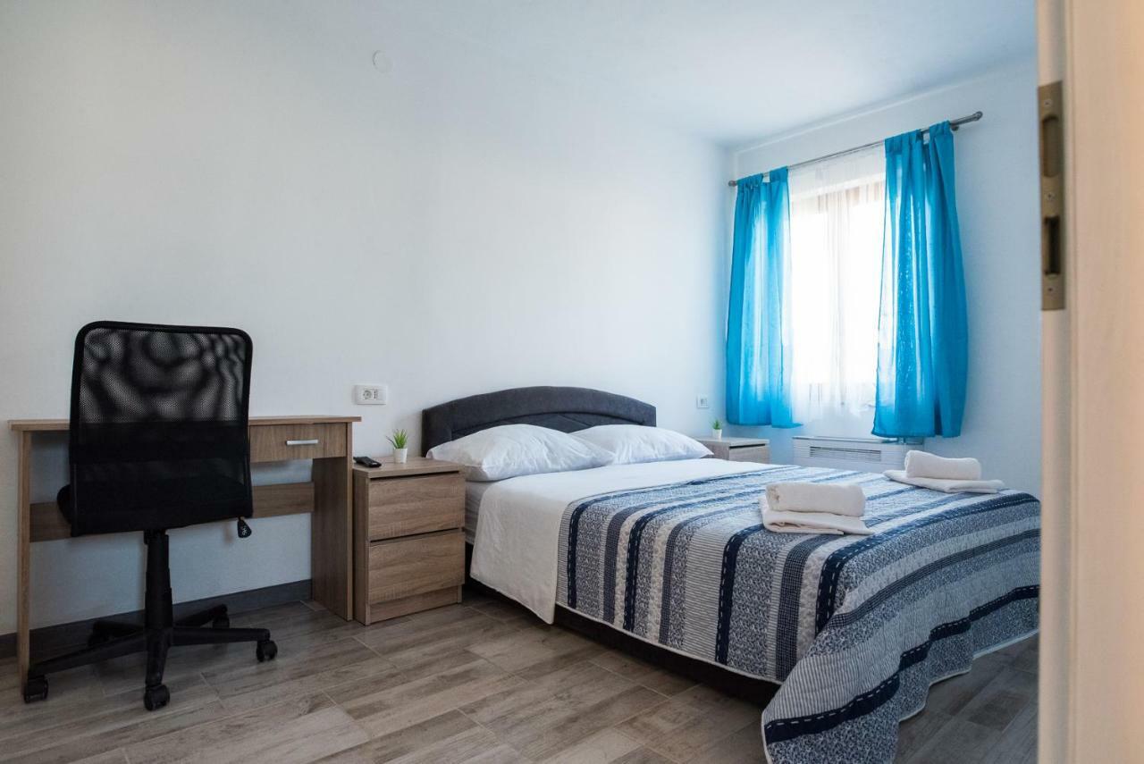 Apartments Mario Malinska Eksteriør bilde